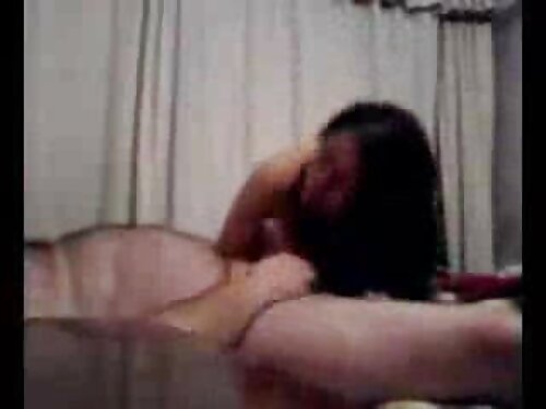 ทุบผมบลอนด์ผู้ใหญ่บน ...