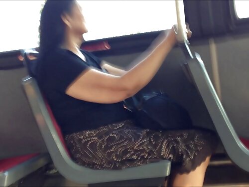 หมอและผู้หญิงสองคนมี ...