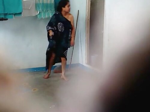 ศิลปินมีเซ็กส์ในห้อง ...